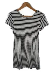 Vorschaubild 5 von T-Shirt Kleid Mädchen Gr. 176 Grau Gestreift Freizeit Minikleid