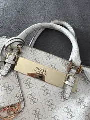 Vorschaubild 4 von Damen Henkeltasche Logo-Print Mehrfarbig 26x23cm Alltag Modern