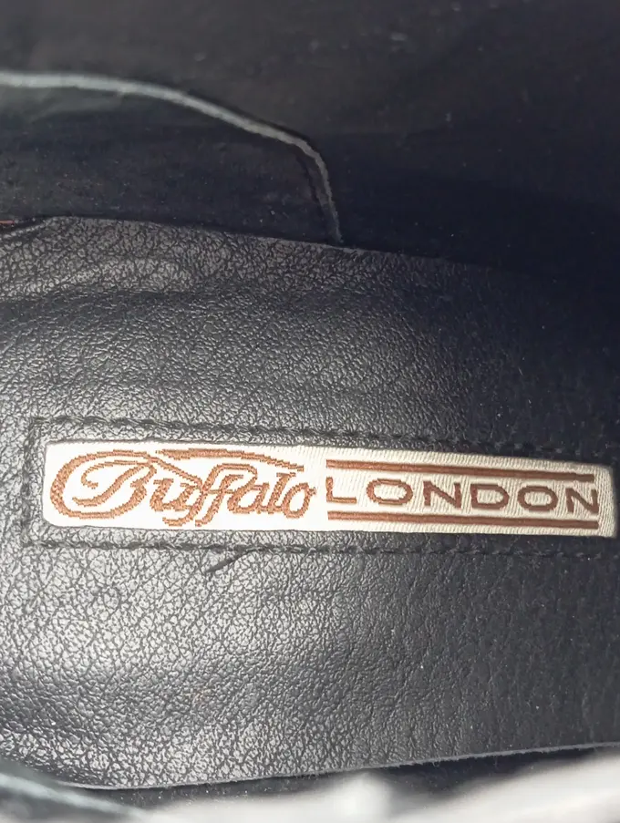 BUFFALO Stiefelette Bild 3