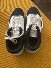 Vorschaubild 6 von Jordan Max Aura Sneaker Herren Gr. 43 Schwarz Weiß Grün Basketball