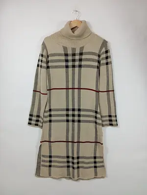 GLAMOROUS Strickkleid