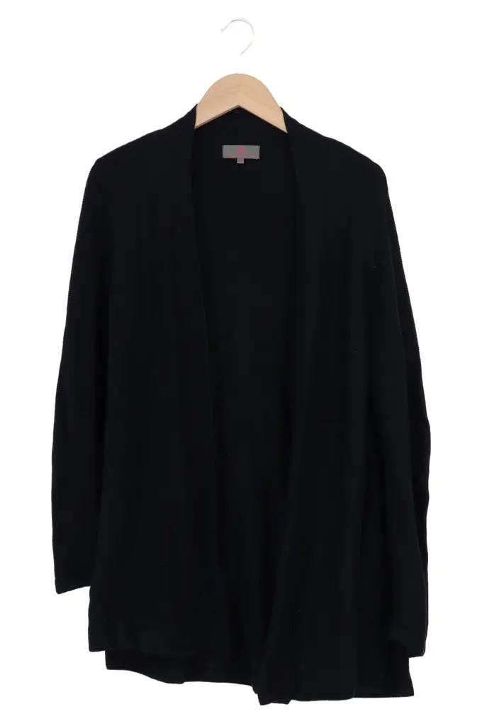 LIEBLINGSSTÜCK Strickjacke Bild 1