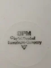 Vorschaubild 4 von OPM Wandteller Porzellan Klassisch Figuren Porträts Weiß 20cm