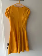 Vorschaubild 2 von Damen Kleid Gelb Gr. 36/S Elegant Festlich Kurzarm