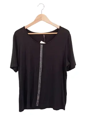 LAVELLE T-Shirt