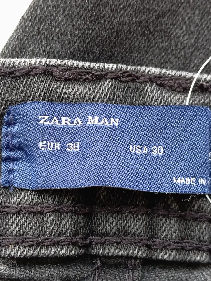 ZARA Jeans Tapered Fit Bild 3
