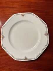 Vorschaubild 2 von Valentino Essteller Bone China 26cm Weiß Gold Elegant