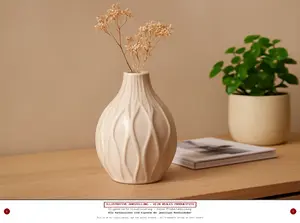 BOLTZE Vase
