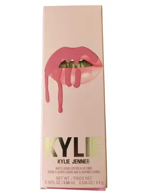 KYLIE COSMETICS Lippenstift