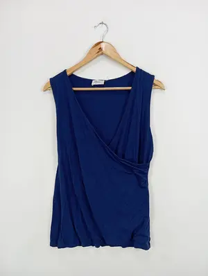 BOYSEN'S Top