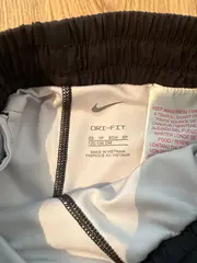 Vorschaubild 3 von Dri-Fit Sport Shorts Mädchen 2-in-1 Gr. 122/128 Schwarz