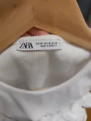 Vorschaubild 4 von Damen Bluse Ärmellos Rippstrick Rüschen Weiß Gr. 38/M