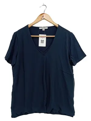 COMMA T-Shirt