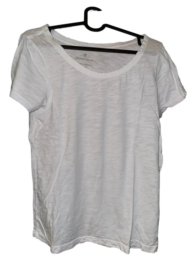BASEFIELD T-Shirt Bild 1