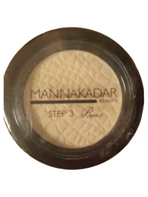 MANNA KADAR BEAUTY Puder