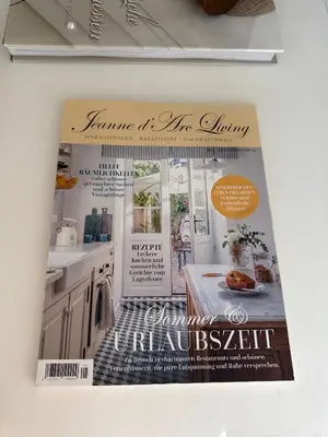 JEANNE D'ARC LIVING Zeitschrift
