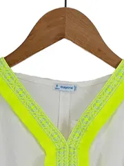 Vorschaubild 3 von Mädchen Sommerkleid Gr. 128 grafisch bunt Freizeit Stickerei Rüschen