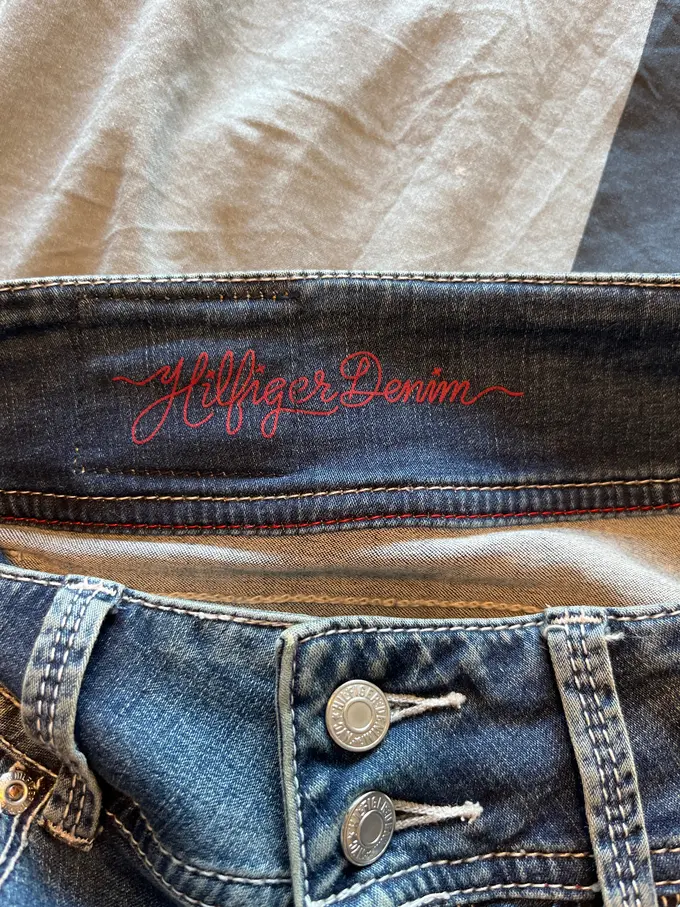 HILFIGER DENIM Destroyed Jeans Bild 2