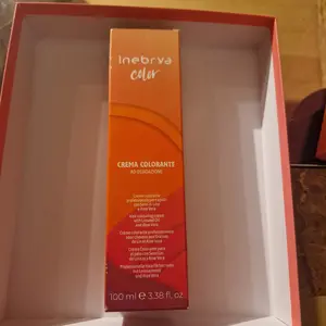 INEBRYA Haarfarbe