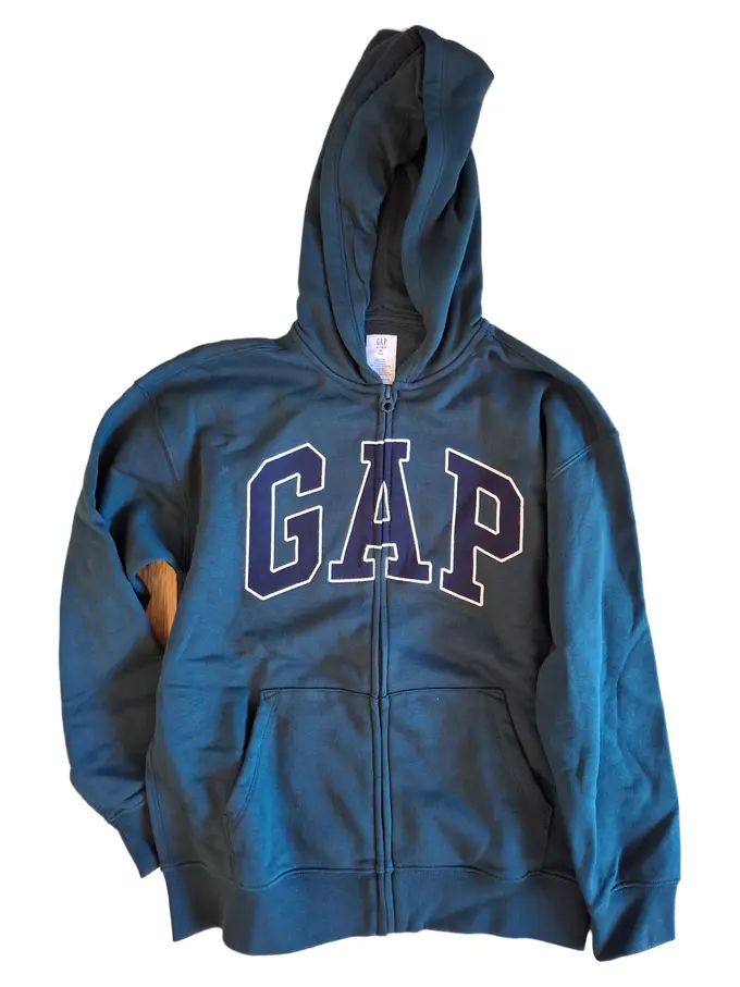 GAP Sweatjacke Bild 1