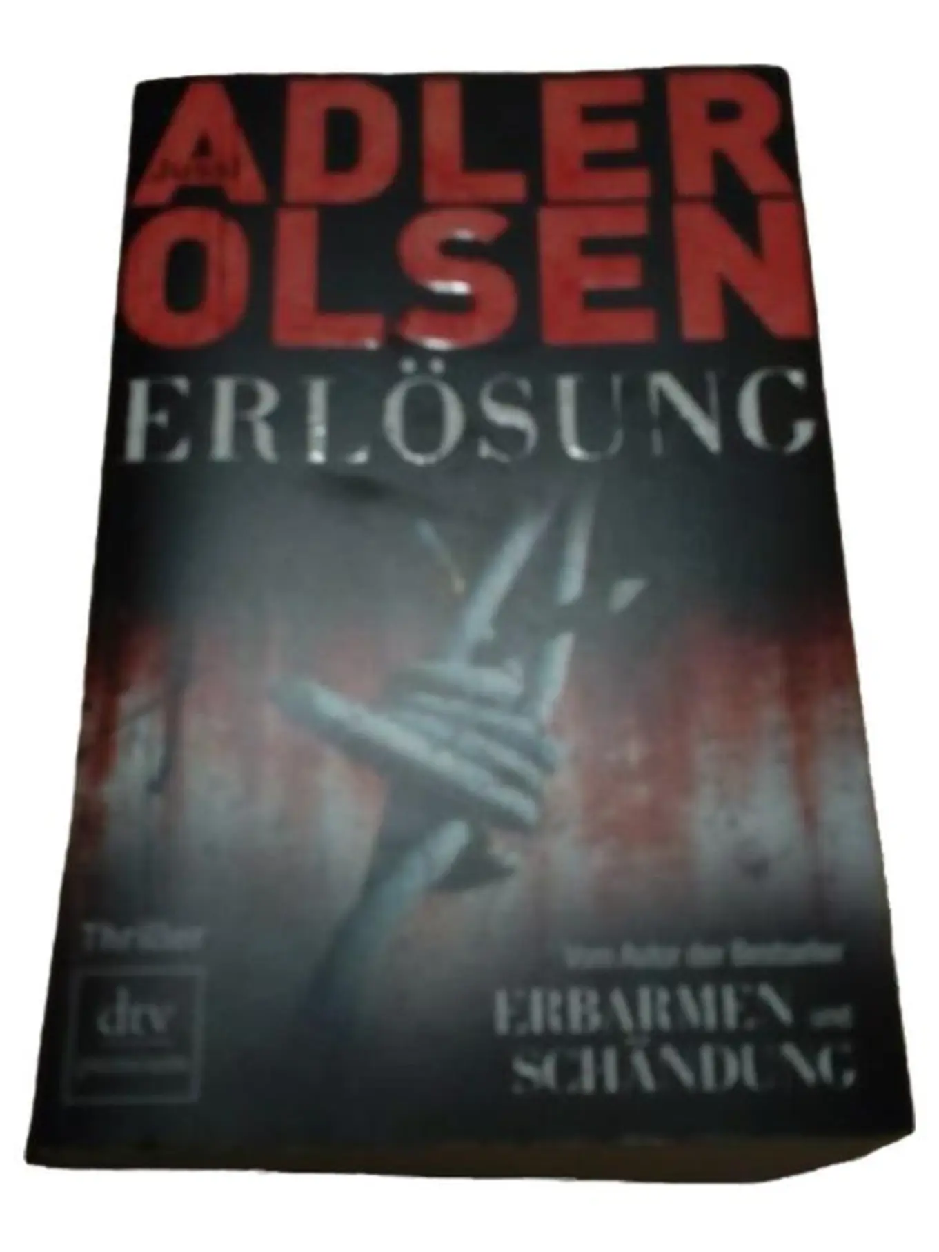 Jussi Adler-Olsen Erlösung Psychothriller dtv Taschenbuch Roman
