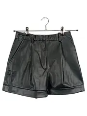 Vorschaubild 1 von Damen Shorts S Schwarz High-Waist Bundfalten Kunstleder