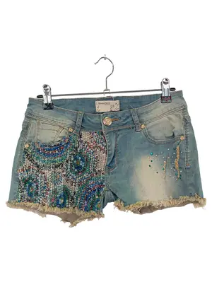 MONDAY Shorts