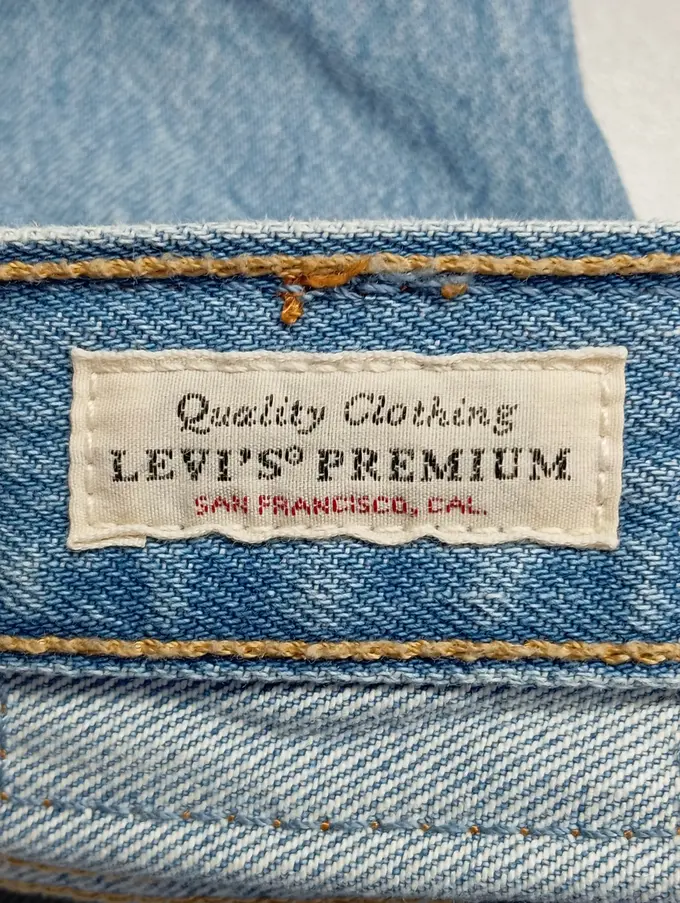 LEVIS Destroyed Jeans Bild 3