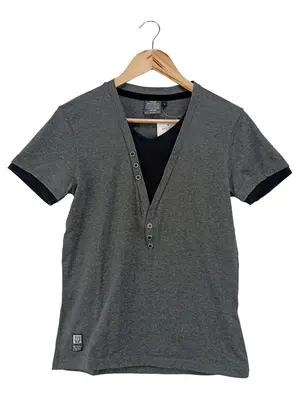 CARISMA T-Shirt