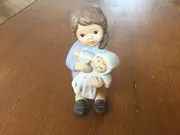 Vorschaubild 1 von Porzellanfigur Mädchen mit Baby Deko 13cm Mehrfarbig Nostalgisch