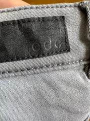 Vorschaubild 4 von EDC Capri Jeans Damen Regular Fit Uni Grau W33