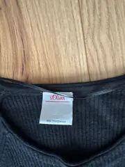 Vorschaubild 3 von Damen Strickkleid Gr. 36 Schwarz Kurzarm Taschen Casual