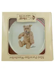 Vorschaubild 1 von Mini Porzellan Wandteller Teddy Baby 1930 Sammelteller OVP 1993