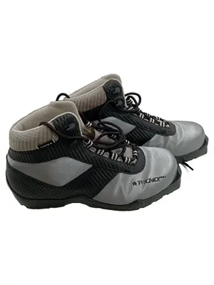 TECNOPRO Skischuhe