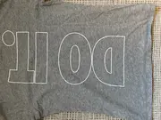 Vorschaubild 4 von Damen T-Shirt Just Do It V-Ausschnitt Grau Gr. 36/S