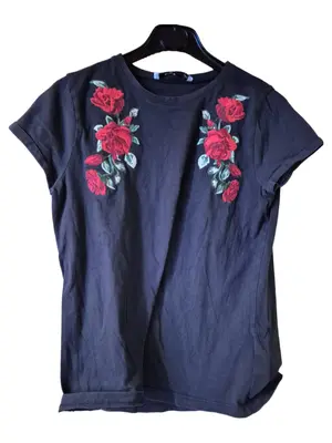 FB SISTER T-Shirt