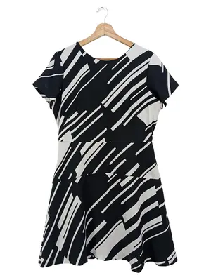 VINCE CAMUTO Freizeitkleid