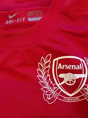 Vorschaubild 4 von Arsenal FC 125th Anniversary Trikot Herren S Rot Kurzarm Polyester