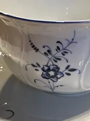 Vorschaubild 3 von Vieux Luxembourg Tasse Untertasse Porzellan Weiß Blumen 6cm