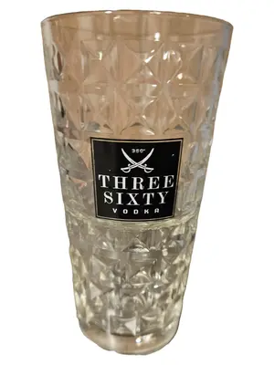 THREE SIXTY Trinkglas