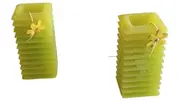 Vorschaubild 1 von Deko Kerze Grün Eckig mit Blumen Applikation Modern 2er Set