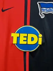 Vorschaubild 3 von Hertha BSC Fußball Trikot Herren Gr. M Rot Schwarz TEDi