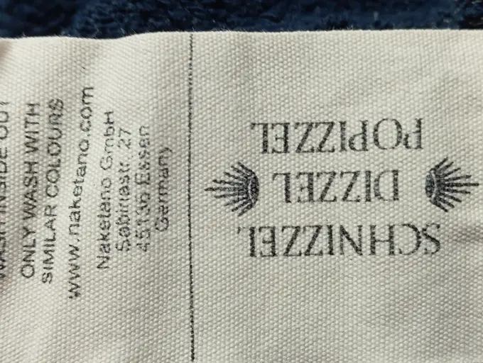 NAKETANO Kapuzenpullover Bild 5