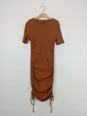 Vorschaubild 2 von Damen Freizeitkleid Gr. 36/S Braun Rippstrick gerafft Modisch