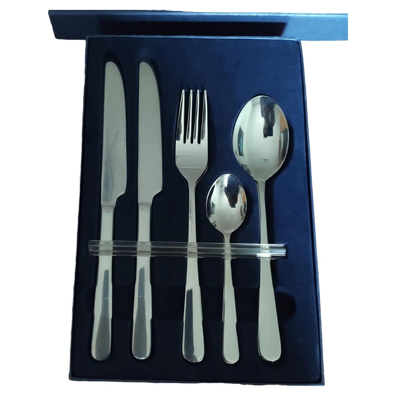 RETSCH Besteck Set 4tlg Edelstahl Silber Modern Minimalistisch Alltag