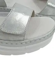 Vorschaubild 3 von Damen Sandalen Gr. 37 Silber Klettverschluss Leder Modern Freizeit