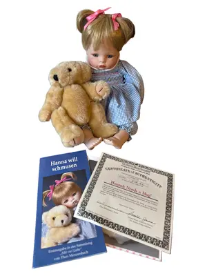 THE ASHTON-DRAKE GALLERIES Künstlerpuppe