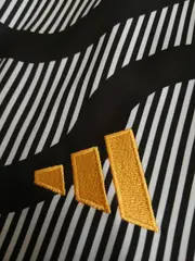 Vorschaubild 2 von Juventus Herren Langarm Shirt Trikot Gr. L Schwarz Weiß