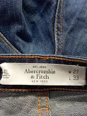 Vorschaubild ABERCROMBIE & FITCH Destroyed Jeans 3