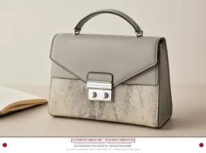 MICHAEL KORS Henkeltasche